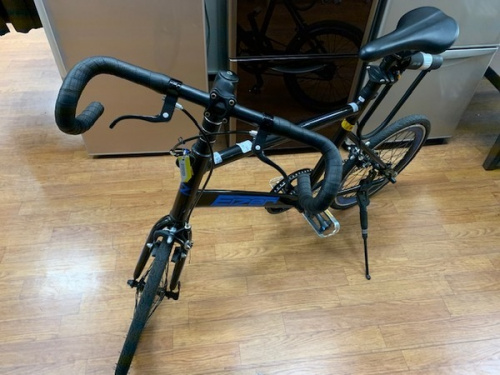 スポーツ用品の自転車