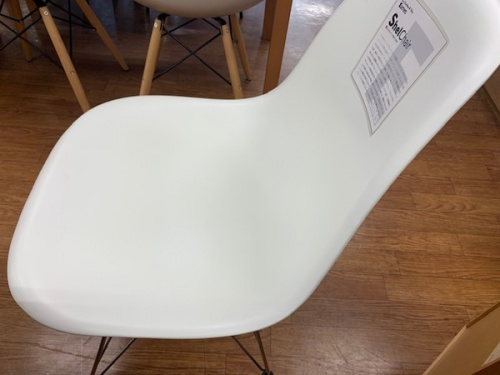Vitra(ヴィトラ)のシェルチェア