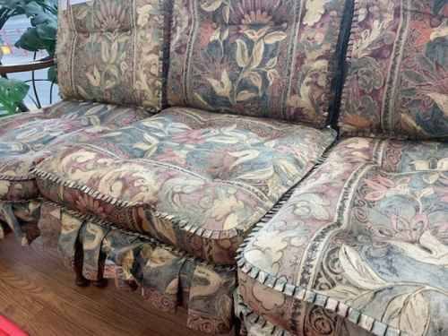 ３人掛けソファーの飛騨産業