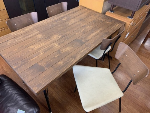家具のダイニングセット