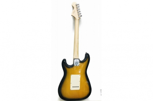 Squier by FENDERの中古楽器屋