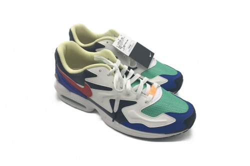 スニーカーのNIKE