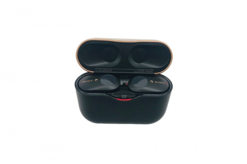 デジタル家電のワイヤレスイヤホン