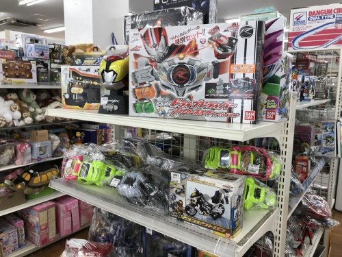 おもちゃ買取の足立西新井