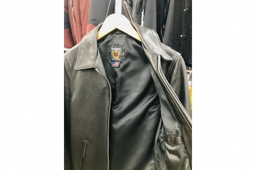 古着買取のSchott