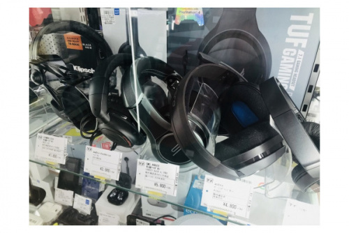 デジタル家電のワイヤレスイヤフォン