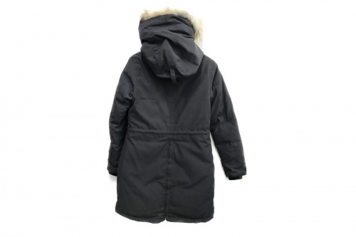 アウターのCANADA GOOSE