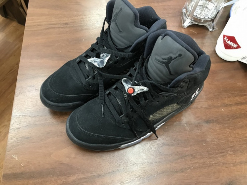 スニーカー 中古のスニーカー