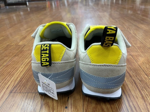 スニーカー 買取のトレファク 西新井