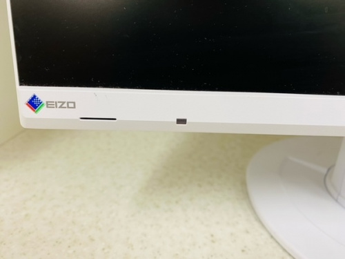 EIZOの液晶モニター