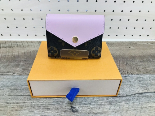 ルイヴィトンのLOUIS VUITTON