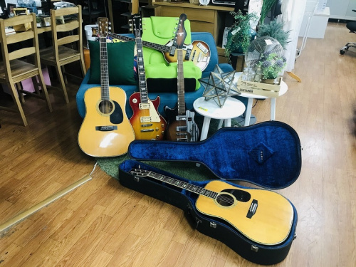 西新井 楽器のギター