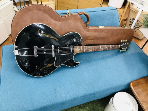 西新井 楽器のギター