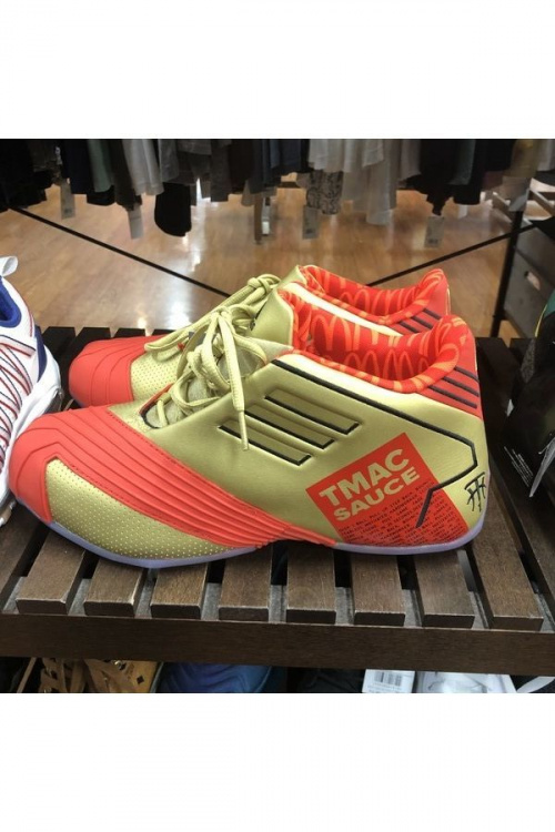 シューズのadidas