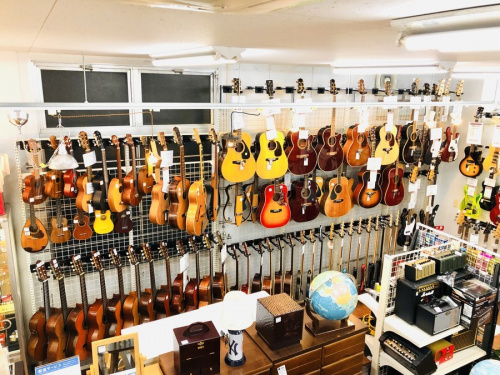 ギターの中古楽器