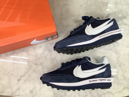 ブランド・ラグジュアリーの靴