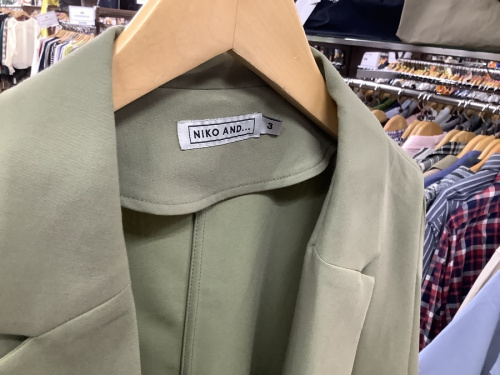シャツのナチュラルブランド　中古　西新井