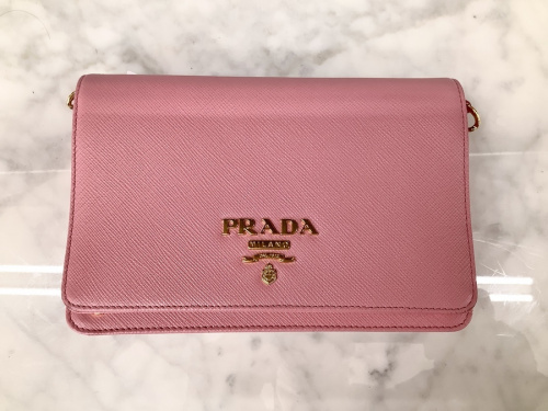西新井 ブランドのPRADA プラダ 中古