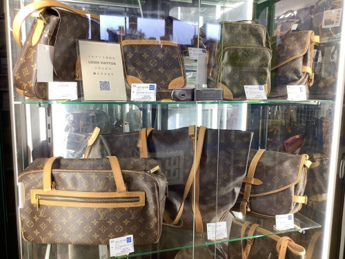 LOUIS VUITTON ルイヴィトンのCHANEL GUCCI PRADA HERMES CELINE