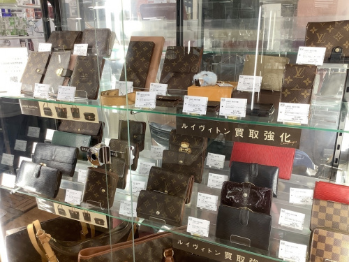 LOUIS VUITTON ルイヴィトンの西新井 楽器