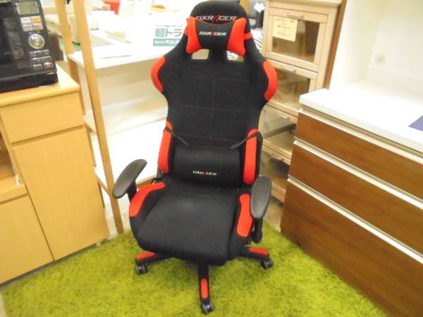 ゲーミングチェア！DXRACERデラックスレーサーチェアの入荷です