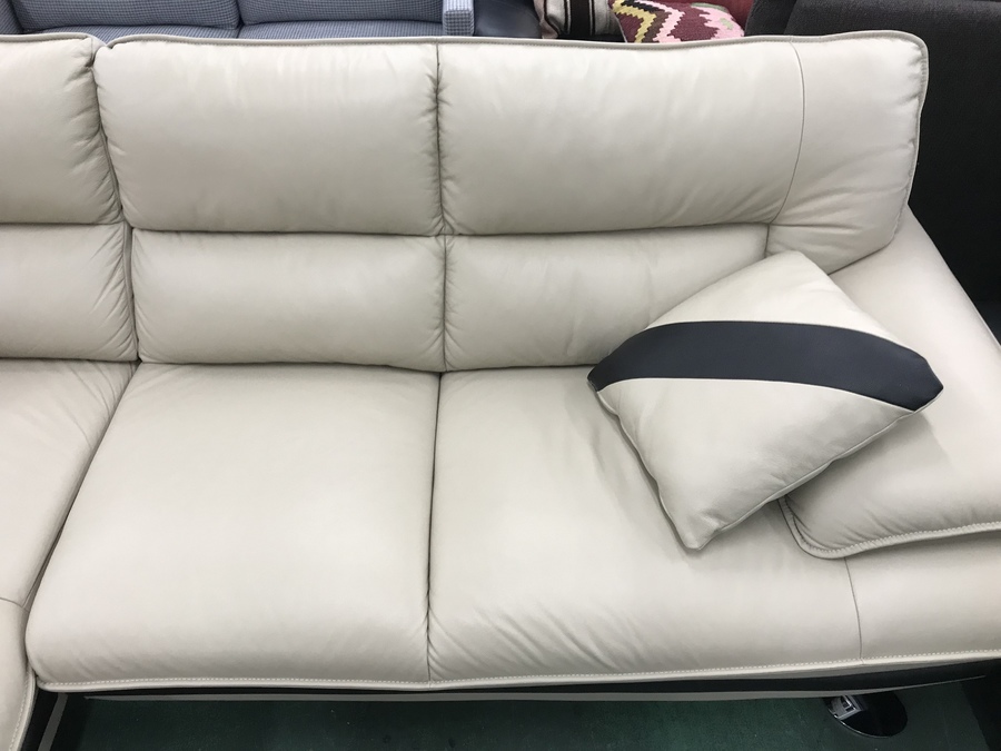 家具ならトレファク吉川店！！ニトリ　本革カウチソファー　ロゾ4 新入荷！ ニトリの牛革レザーカウチソファ ロゾ4のご紹介です！｜2022