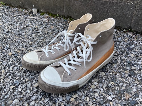 UNDERCOVER/アンダーカバー】配色ハイカットスニーカーのご紹介