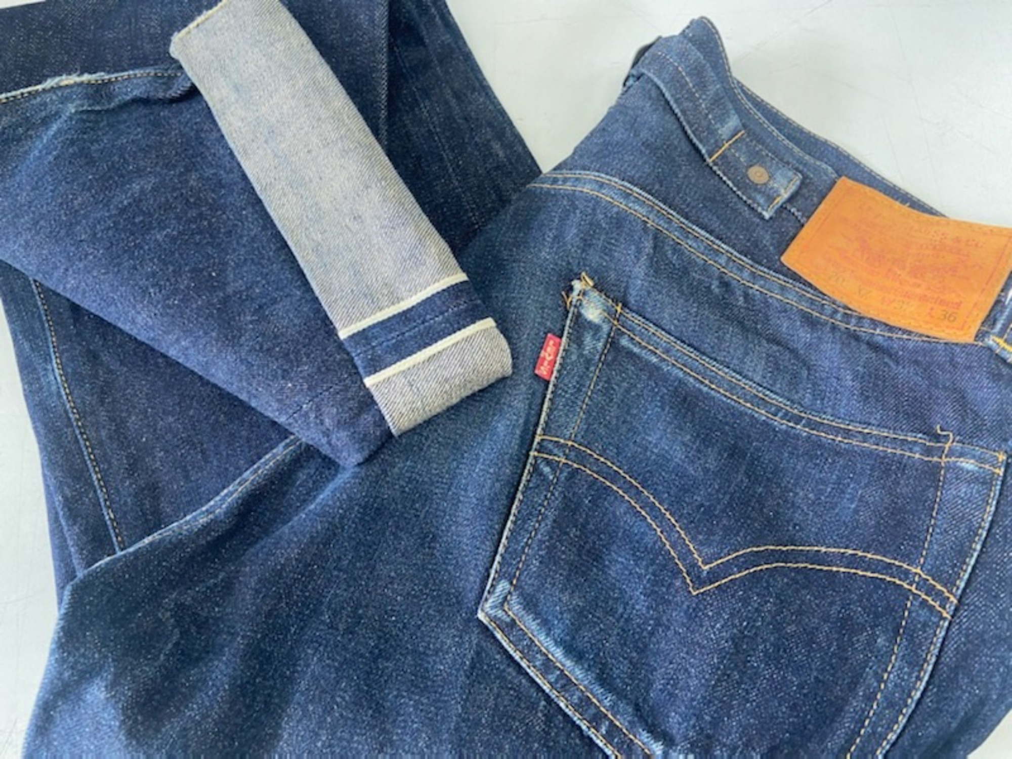 【2024】お歳暮・冬ギフト LEVI'S/リーバイス】201XX復刻デニムパンツが買取入荷いたしまし パンツ