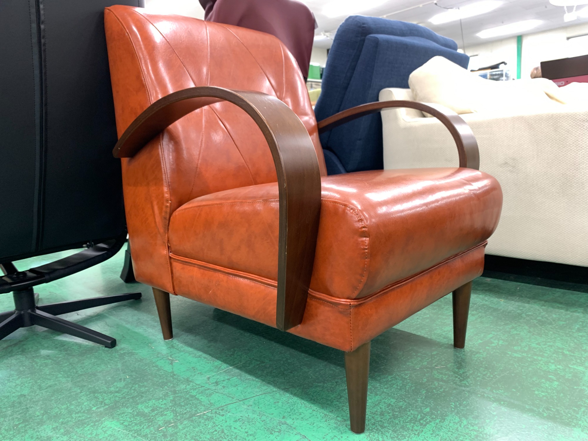 B-COMPANY/ビーカンパニー】クールベレザーソファーが買取入荷いたし