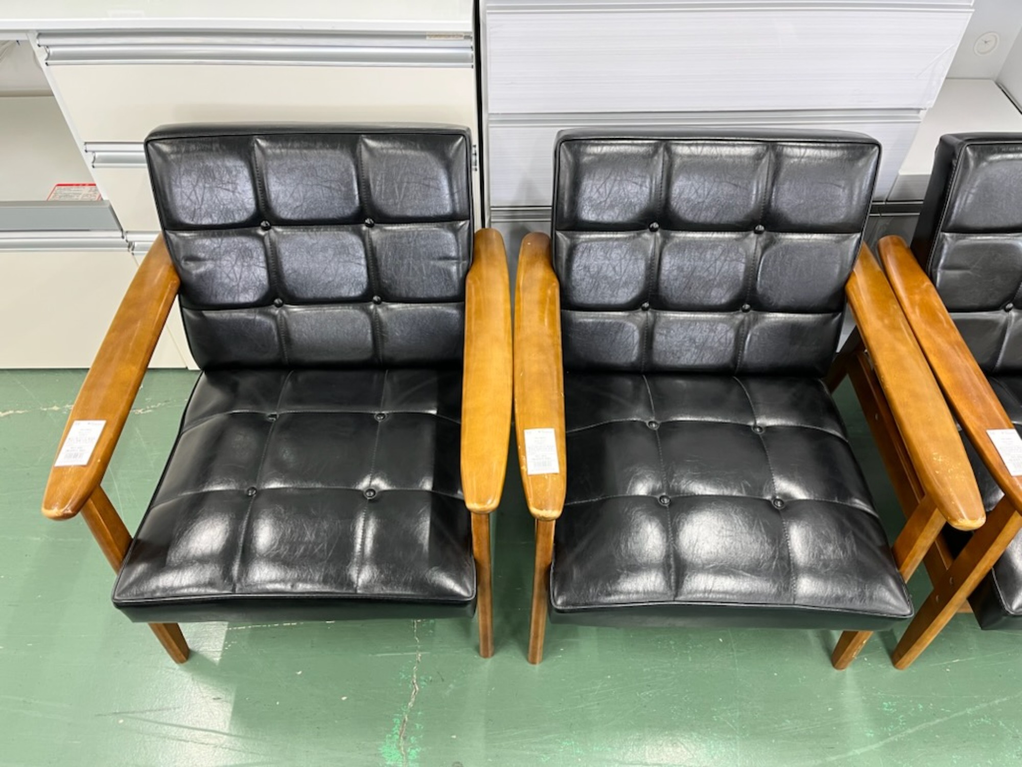 karimoku/カリモク】オールドカリモク Kチェア 1シーターが4脚同時入荷