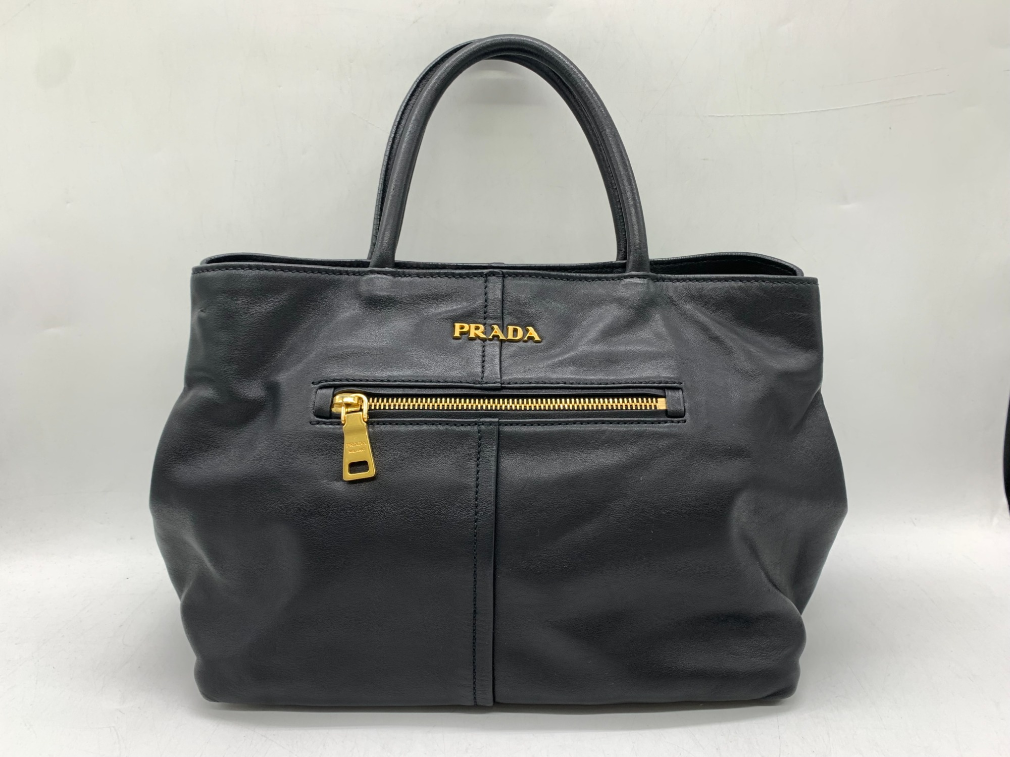 PRADA/プラダ】レザーハンドバッグ BN1832 が買取入荷いたしました