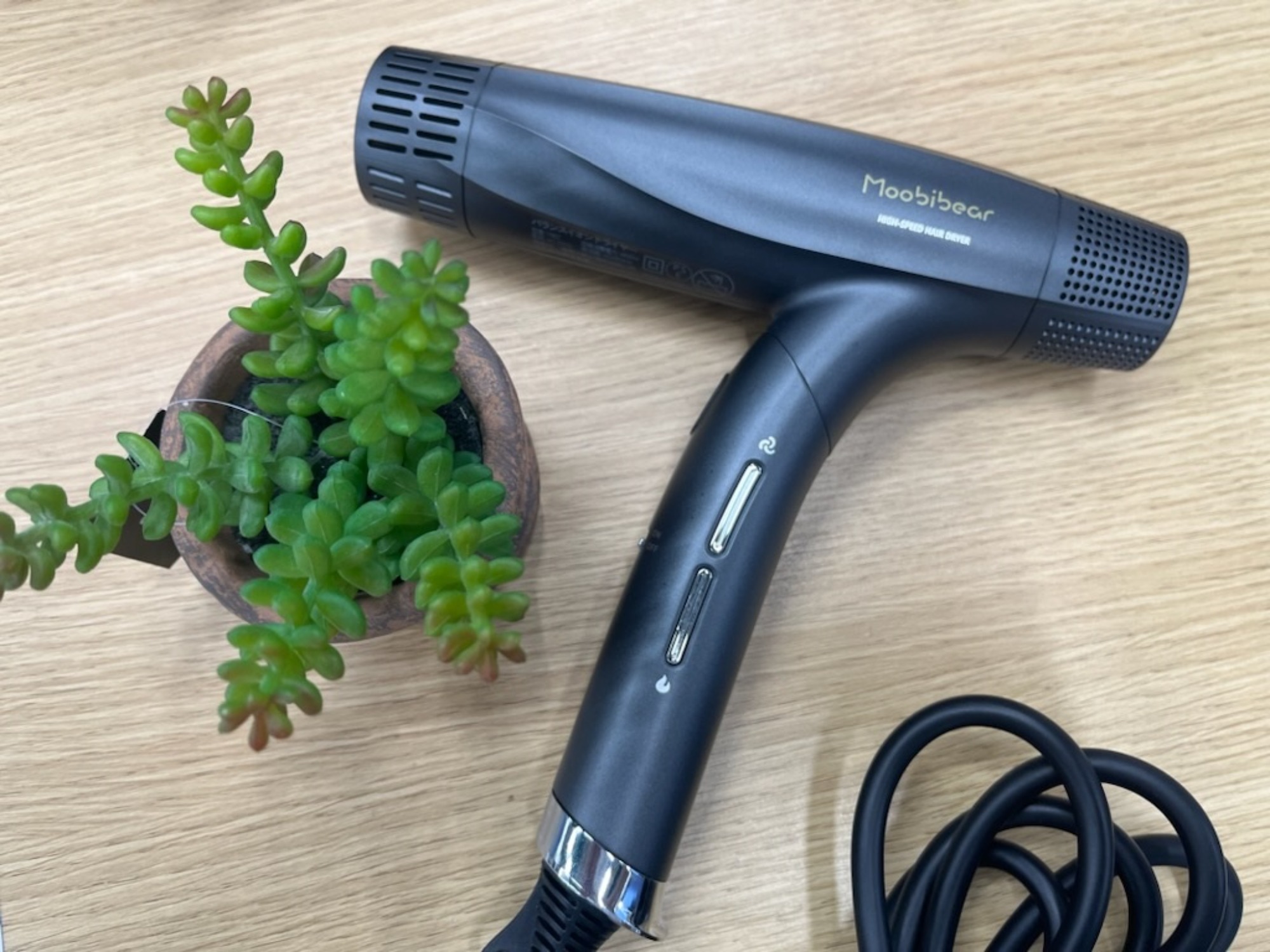 Moobibear バランスイオンドライヤー ヘアドライヤー MB2 ほぼ未使用 Moobibear バランスイオンドライヤー MB2 美品 大風量 黒 - メルカリ