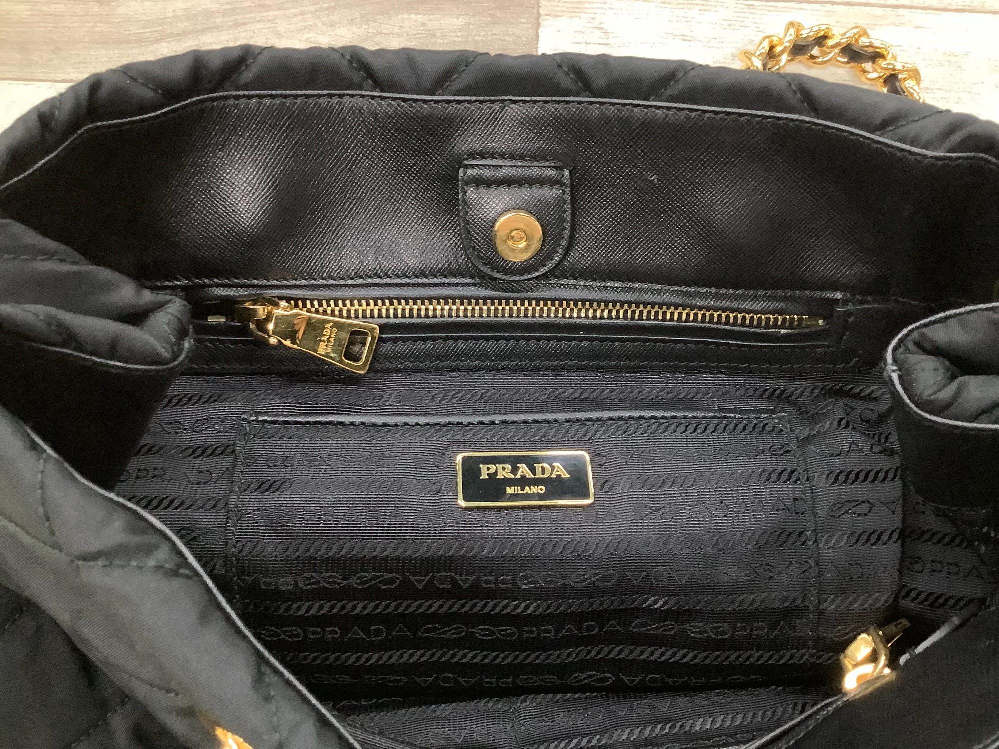 PRADA/プラダ】チェーントートバッグ(BN2740)を買取入荷いたし
