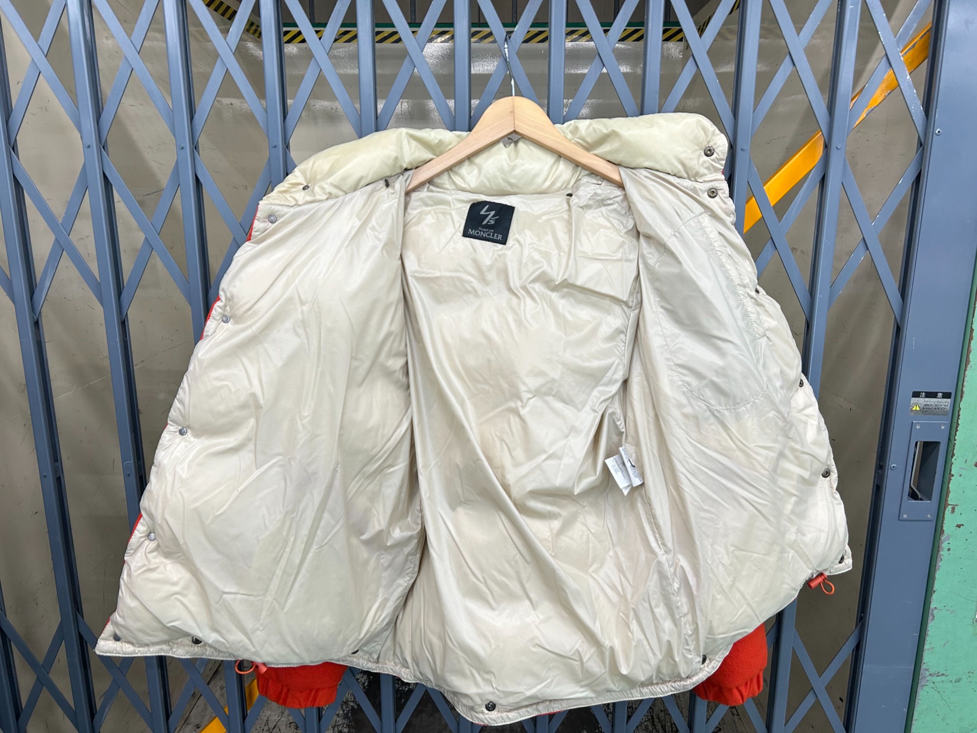 MONCLER×Y's/モンクレール×ワイズ】ダウンジャケット のご紹介 MONCLER×Y's/モンクレール×ワイズ】ダウンジャケット のご紹介