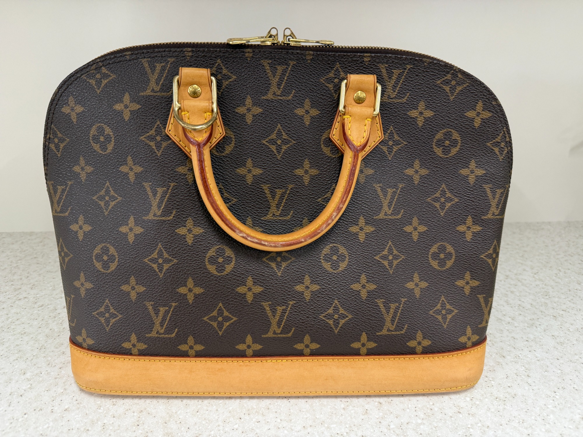 ルイヴィトン モノグラム  アルマ　タイムセール！！ LOUIS VUITTON/ルイヴィトン】モノグラム アルマが買取入荷いたしまし