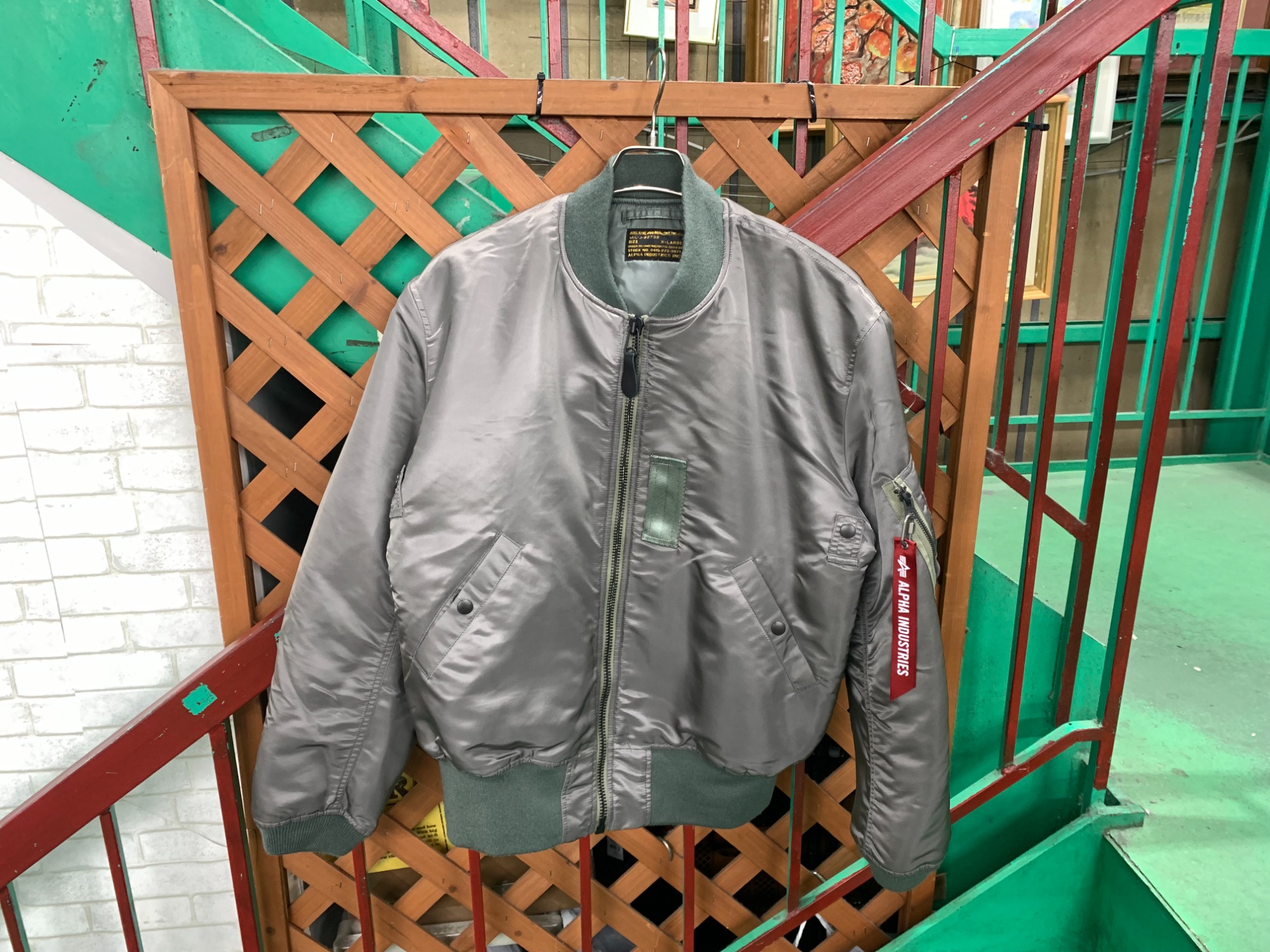 ALPHA INDUSTRIES/アルファ インダストリーズ】MA-1 DOBBS MODEL FADED