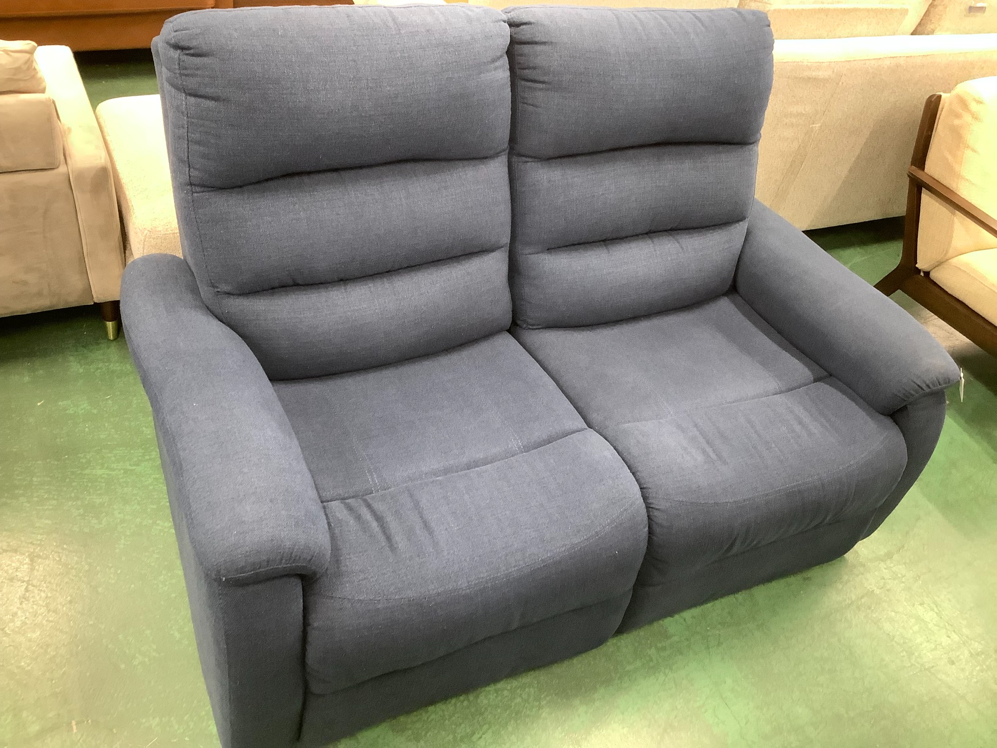 ブランド家具買取強化中！】電動リクライニングソファーのご紹介です
