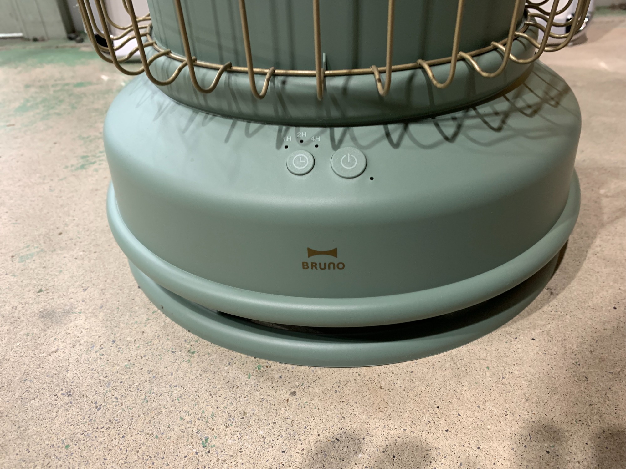 安心の6ヶ月保証付 BRUNO 2017年製 カーボンファンヒーター 【トレファク町田店】 BRUNO/ブルーノ】全方位ファンヒーターが買取入荷いたしました！｜2025