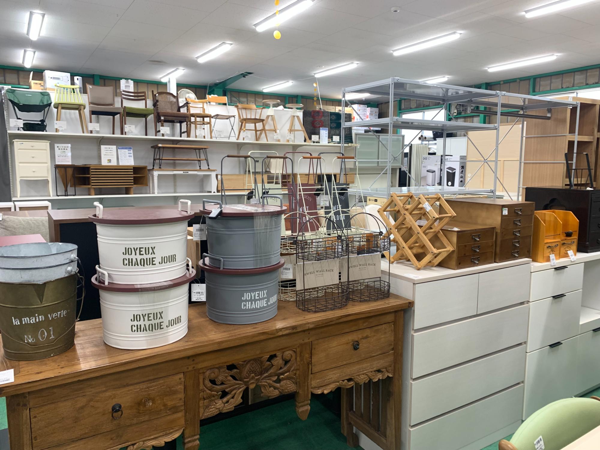 家具ならトレファク吉川店！！   茶室家具 吉川店】家具・家電大量展示中！！ぜひ 吉川店2階へ！！｜2026年04月28