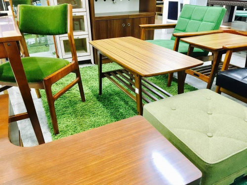 特選家具のカリモク