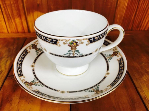 ウェッジウッドの吉川