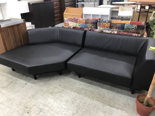 家具・インテリアのカウチソファー