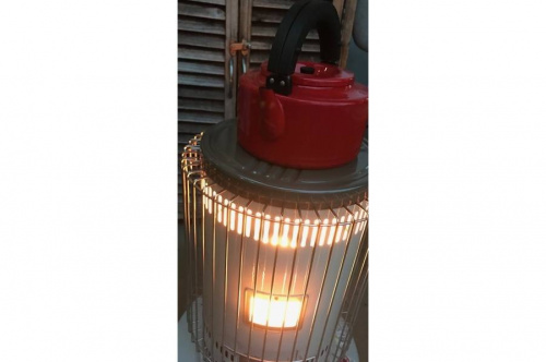 暖房器具のストーブ