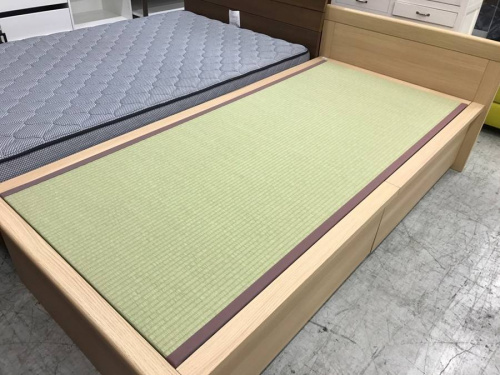 家具・インテリアのベッド