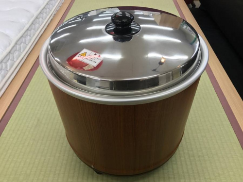 調理家電の電気びつ