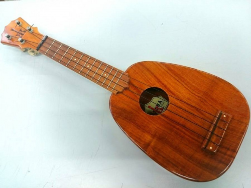 楽器のウクレレ