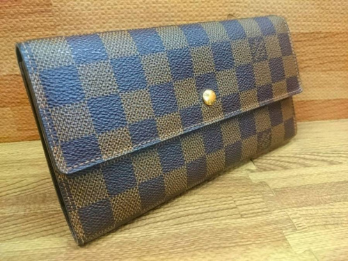 ルイヴィトンのLOUIS VUITTON