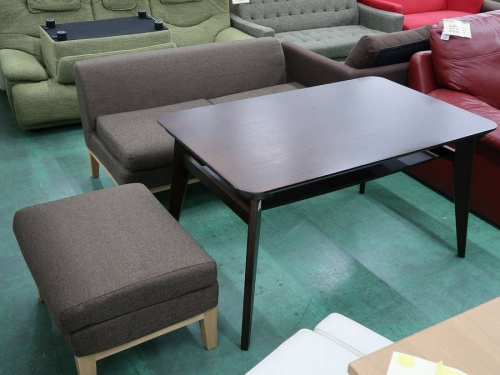 家具のダイニングセット