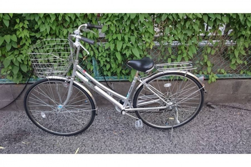 スポーツ用品の自転車