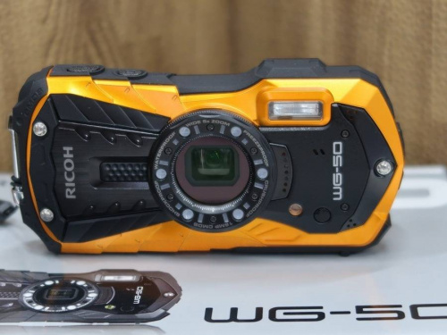 コンパクトカメラのRICOH